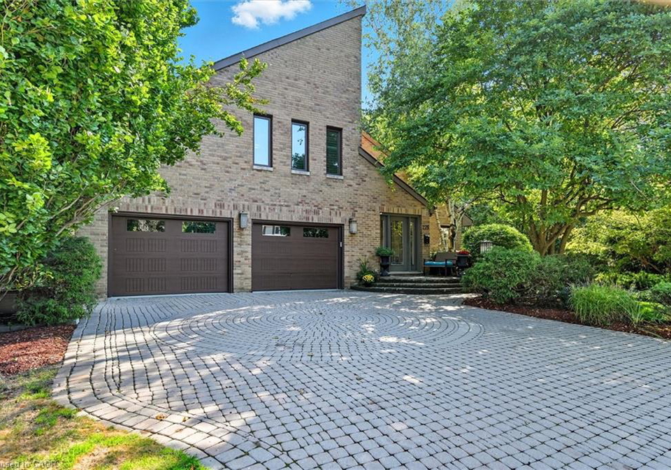 275-greenbriar-road-ancaster-ontario-40809518