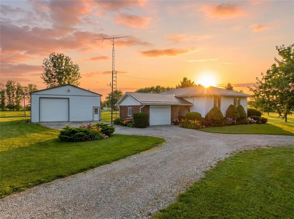1805-county-line-74-waterford-ontario-40809545