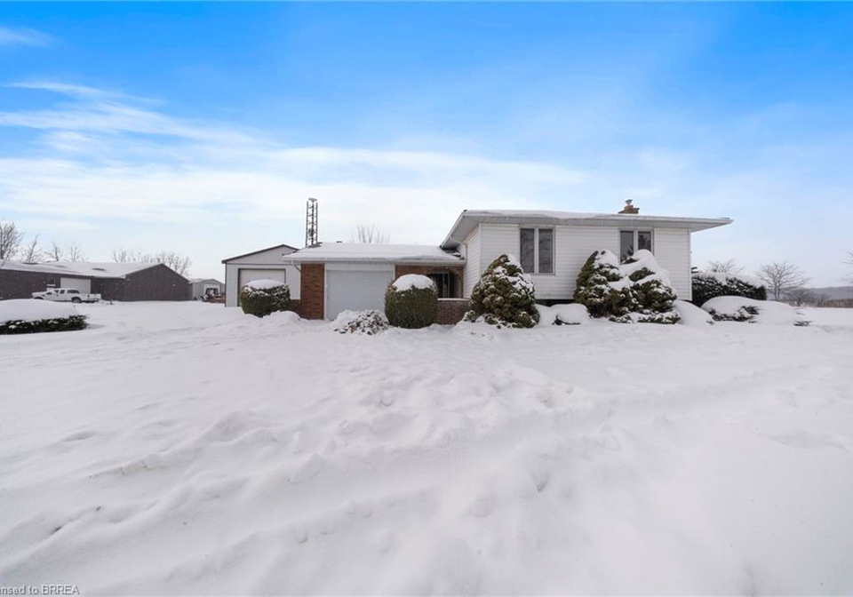 1805-county-line-74-waterford-ontario-40809545