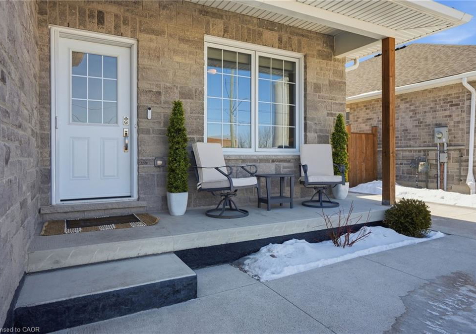 61a-haddington-street-caledonia-ontario-40809550