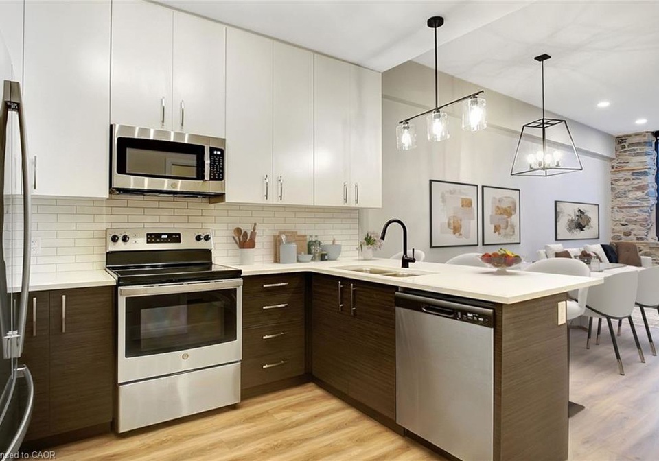 15-main-street-cambridge-ontario-40809551
