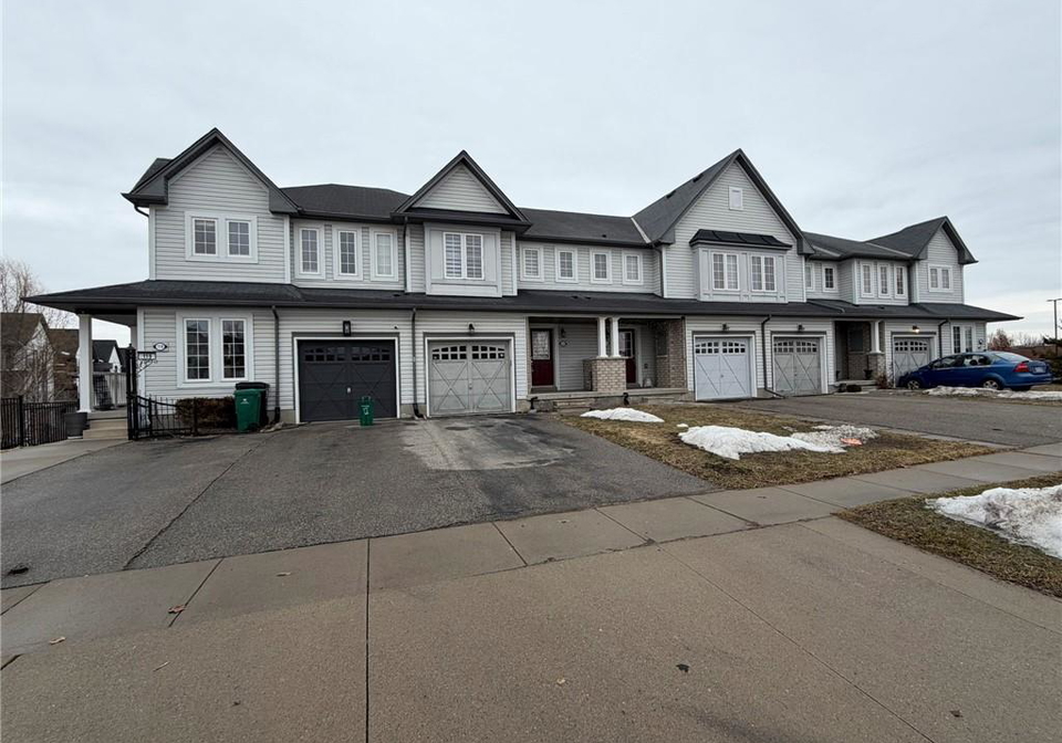 121-bloomington-drive-cambridge-ontario-40809552