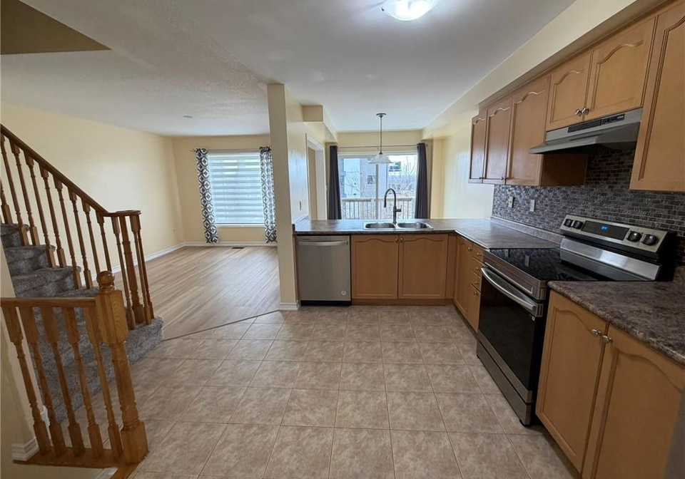 121-bloomington-drive-cambridge-ontario-40809552