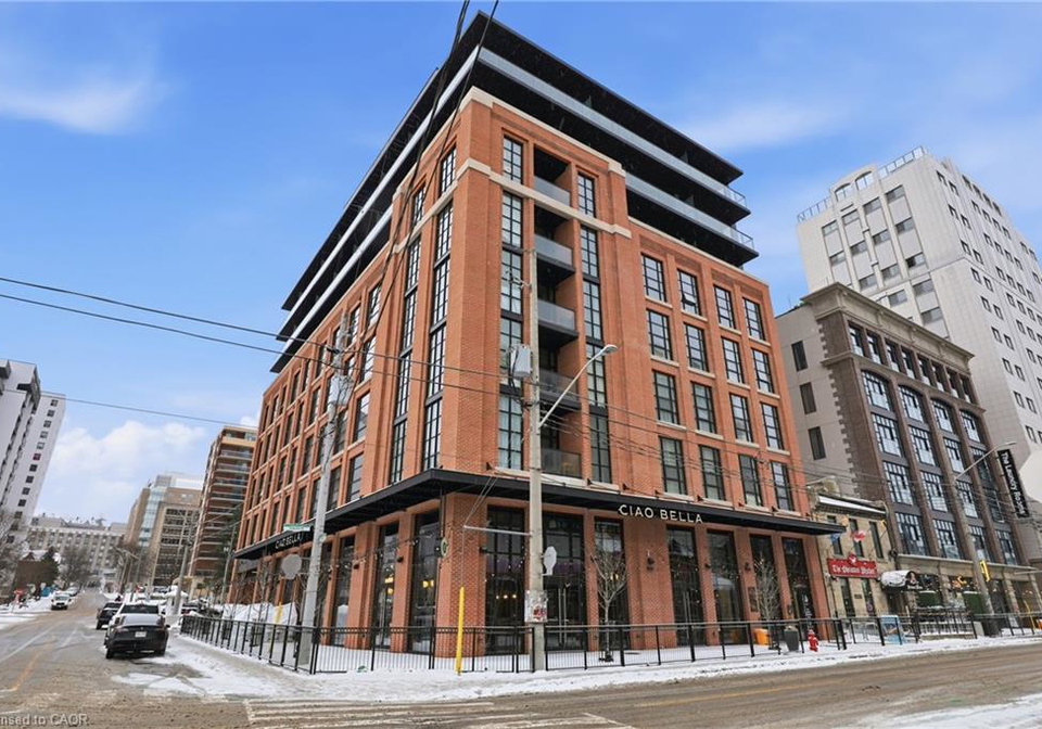 24-augusta-street-hamilton-ontario-40809567
