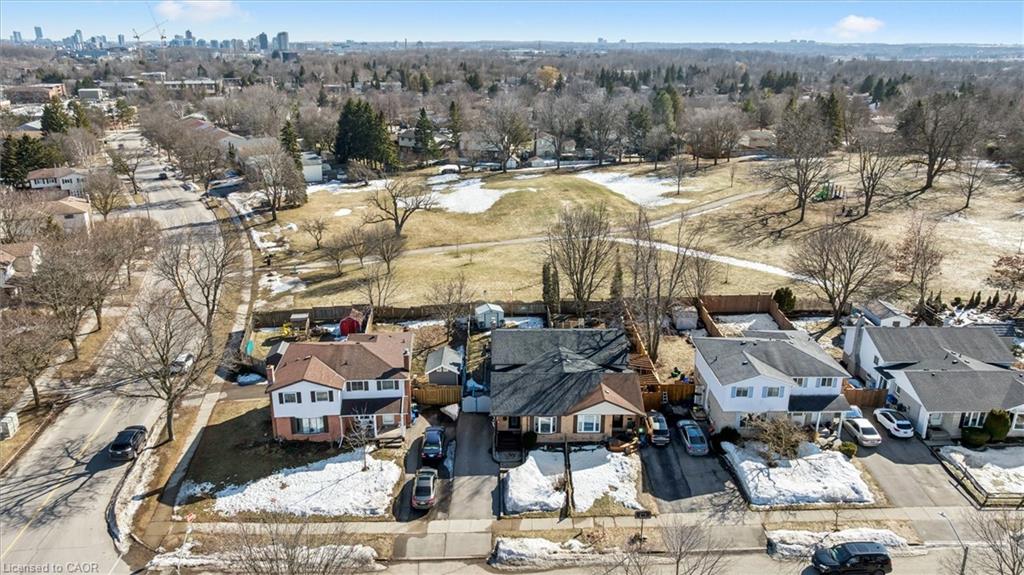 303-mayview-crescent-waterloo-ontario-40809604