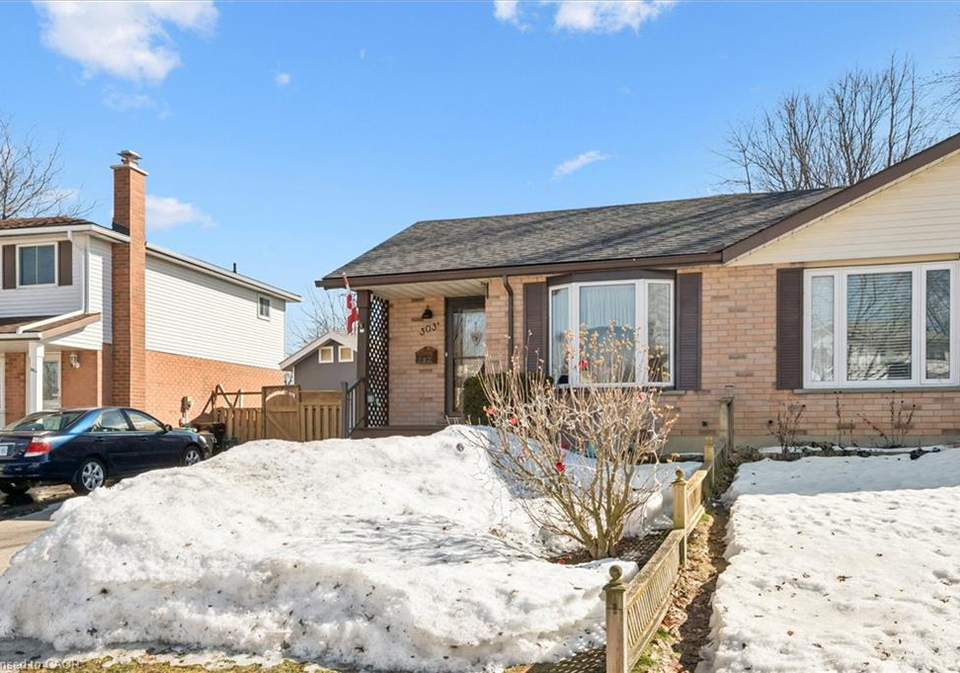 303-mayview-crescent-waterloo-ontario-40809604