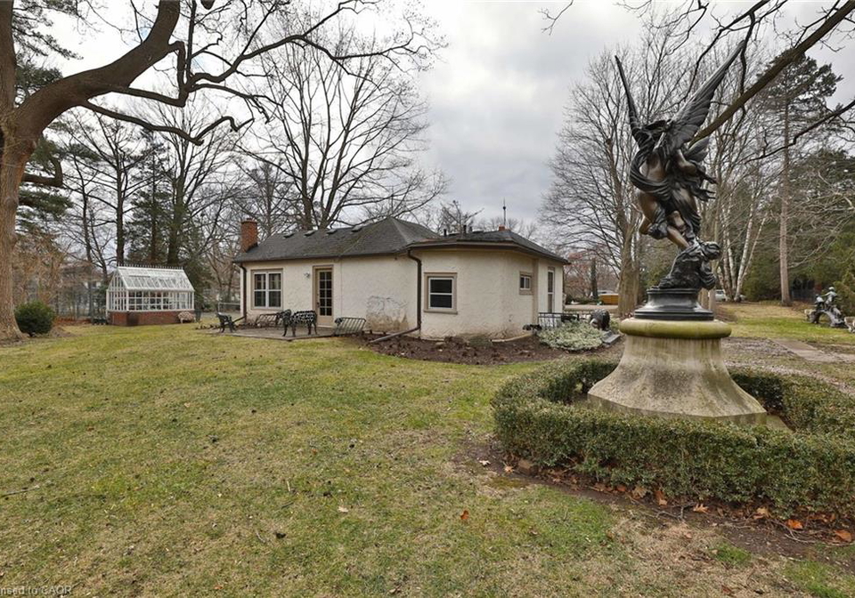 243-shoreacres-road-burlington-ontario-40809613
