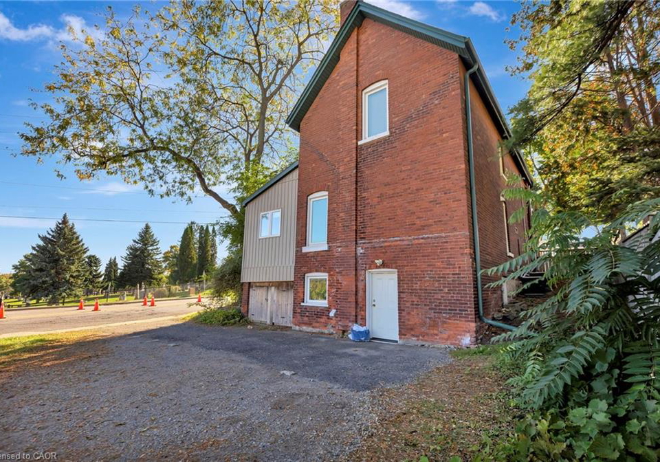 1-terrace-hill-street-brantford-ontario-40809628