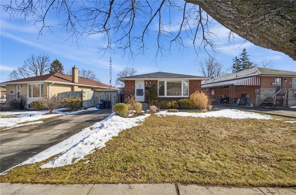 16-somerset-road-brantford-ontario-40809659
