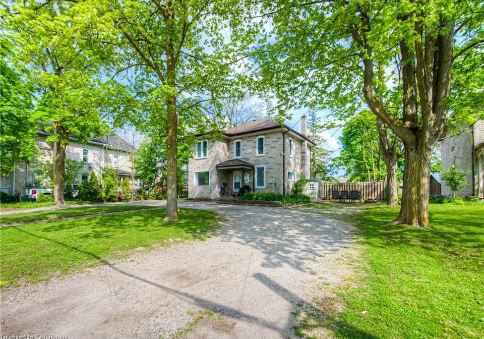 332-queen-street-w-cambridge-ontario-40809696
