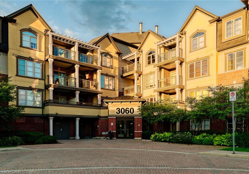 3060-rotary-way-burlington-ontario-40809709