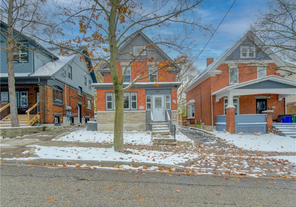19-fairview-avenue-kitchener-ontario-40809721