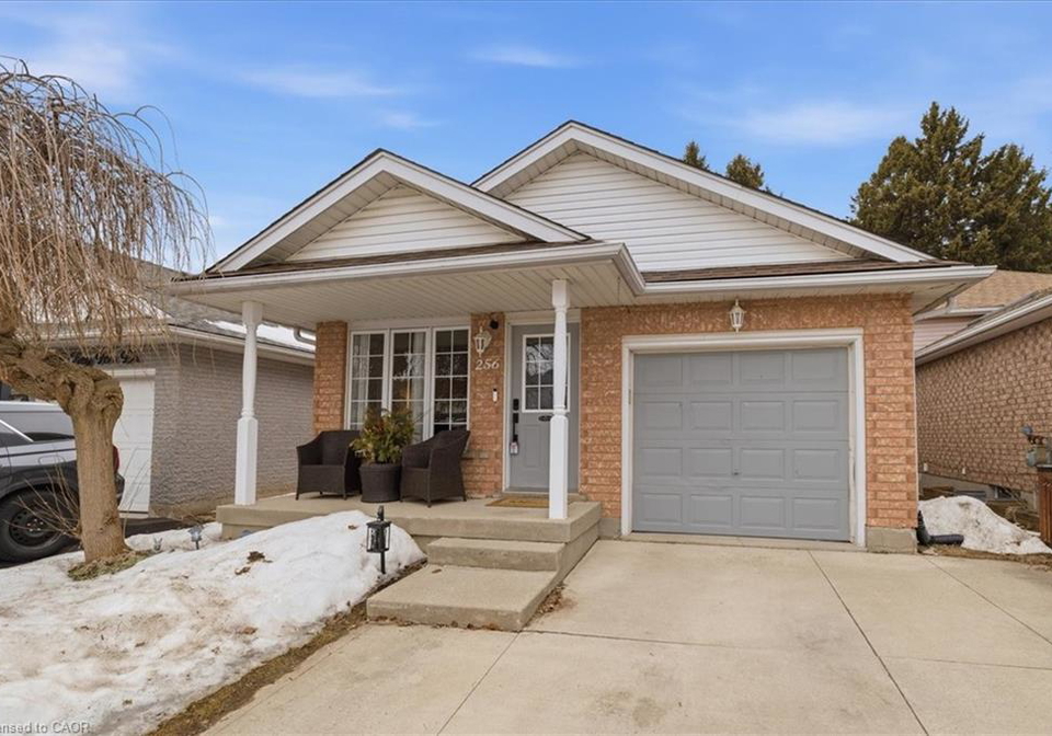 256-grey-fox-drive-kitchener-ontario-40809740