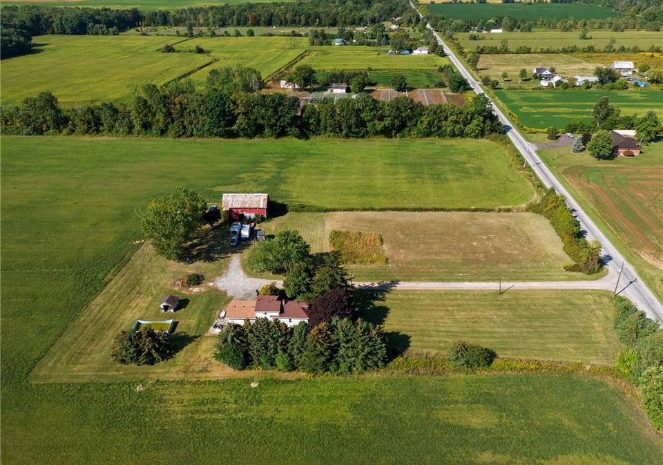 1764-conc-7-townsend-concession-townsend-ontario-40809776