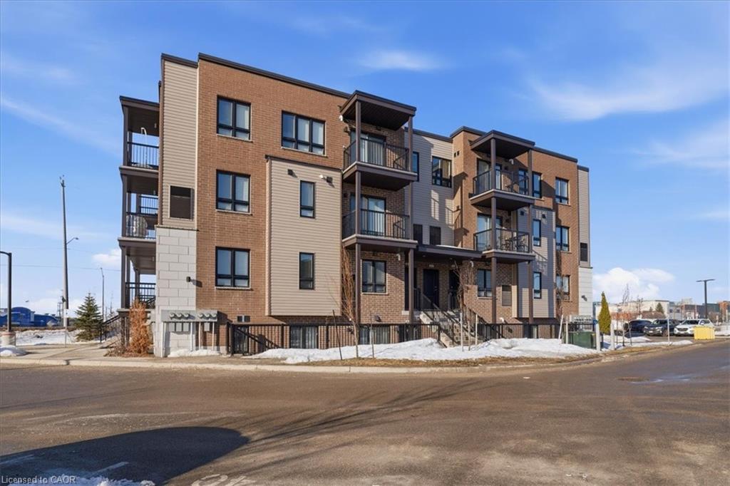 1331-countrystone-drive-kitchener-ontario-40809782