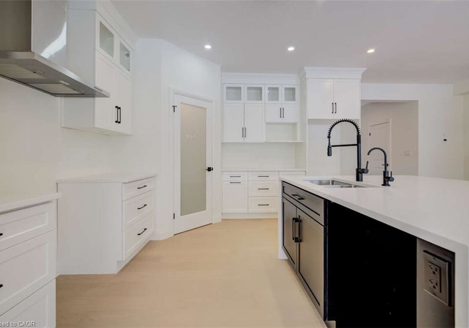 124-grand-flats-trail-kitchener-ontario-40809784