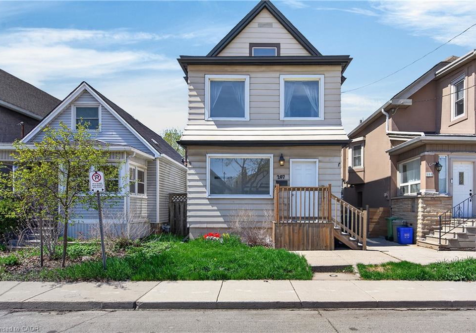 207-rosslyn-avenue-n-hamilton-ontario-40809787