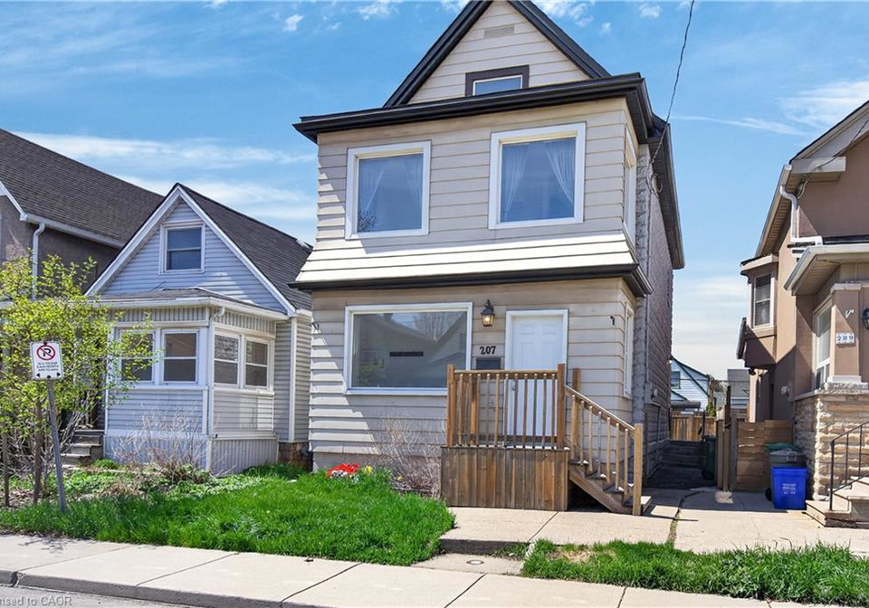 207-rosslyn-avenue-n-hamilton-ontario-40809787
