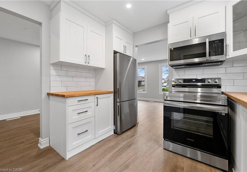 8059-aintree-drive-niagara-falls-ontario-40809795