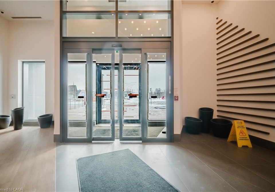 1037-the-queensway-toronto-ontario-40809818