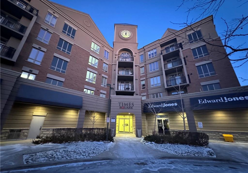 5327-upper-middle-road-burlington-ontario-40809882