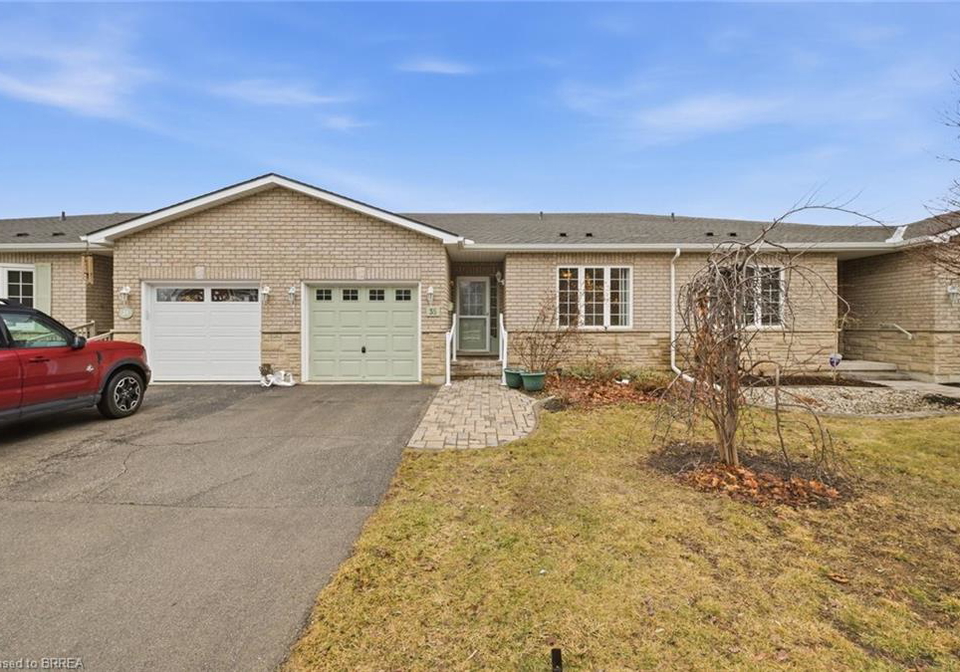 35-south-drive-simcoe-ontario-40809894