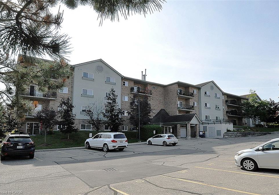345-briarmeadow-drive-kitchener-ontario-40809906