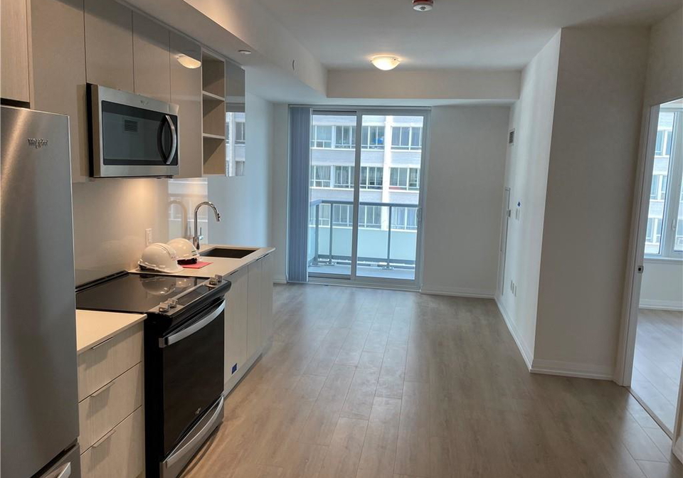 25-holly-street-toronto-ontario-40809924