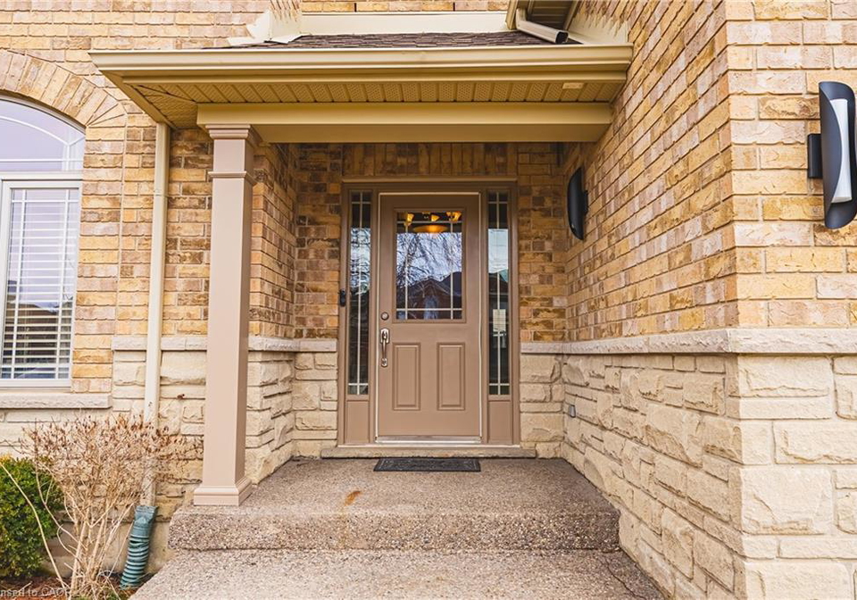 120-valiant-circle-hamilton-ontario-40809994