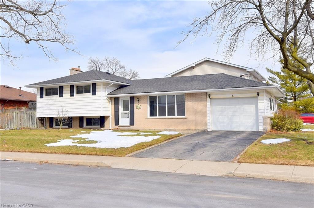 4-bermuda-court-hamilton-ontario-40810009