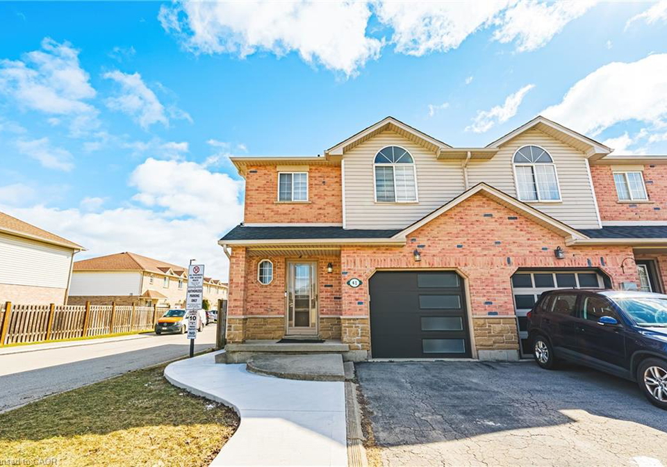 41-pinewoods-drive-stoney-creek-ontario-40810013