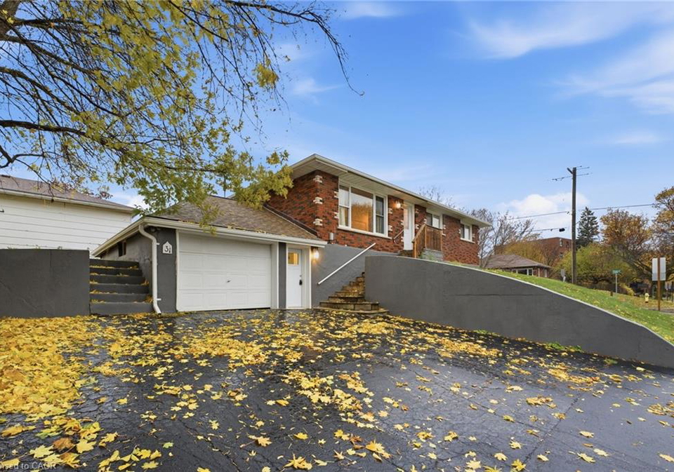 31-oakwood-avenue-simcoe-ontario-40810162