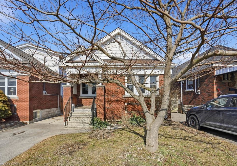 256-stanley-avenue-hamilton-ontario-40810169