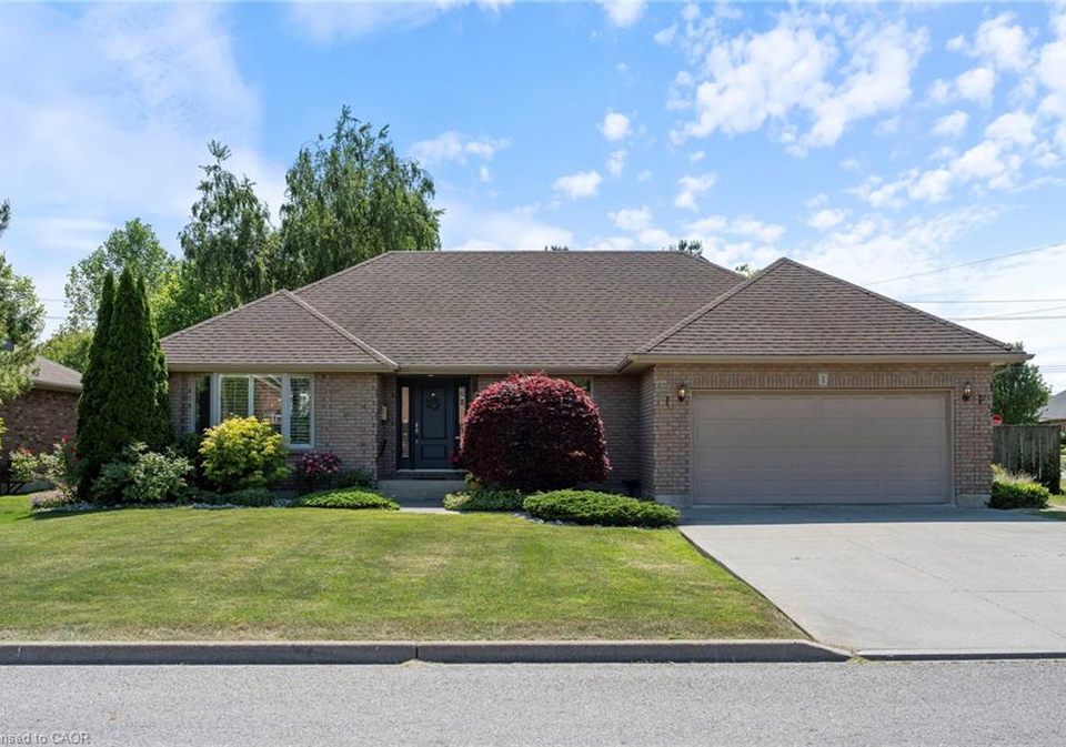1-ravine-court-port-dover-ontario-40810196