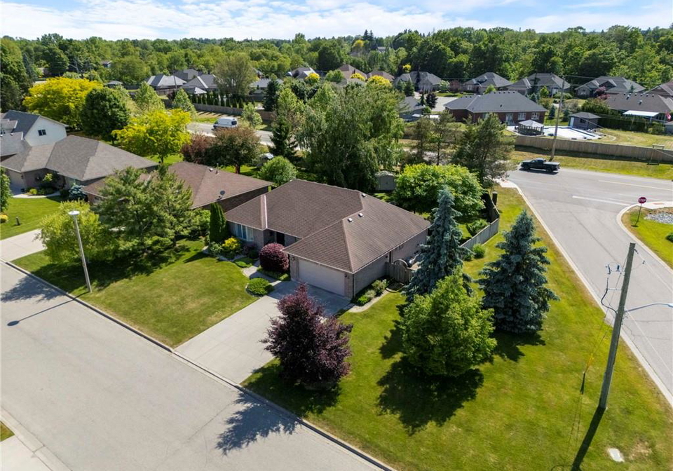 1-ravine-court-port-dover-ontario-40810196