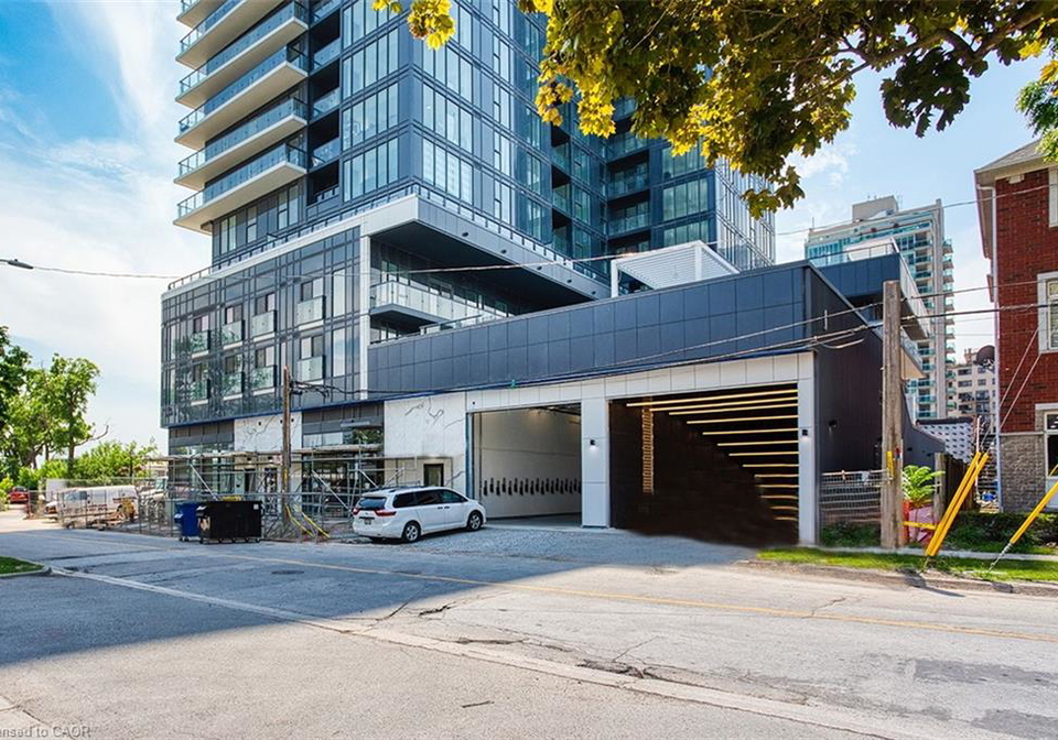 370-martha-avenue-burlington-ontario-40810201