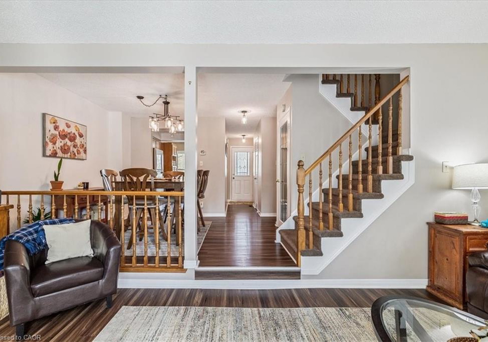 15-ellington-avenue-stoney-creek-ontario-40810258