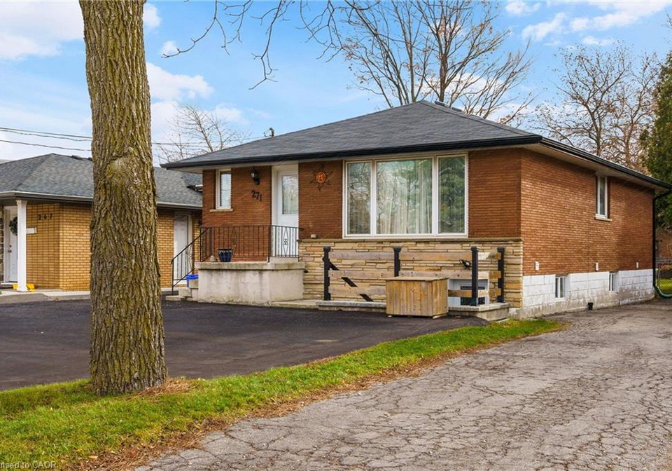 271-mohawk-road-w-hamilton-ontario-40810310
