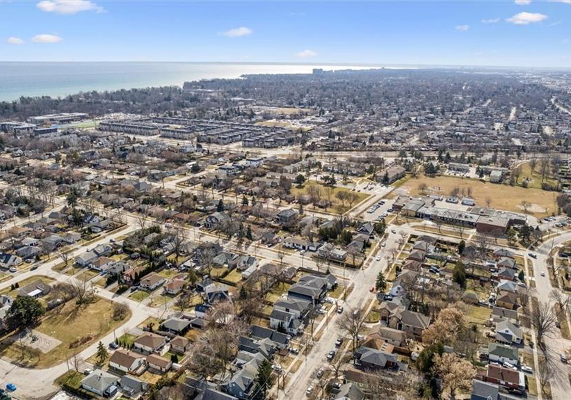 139-stewart-street-oakville-ontario-40810397