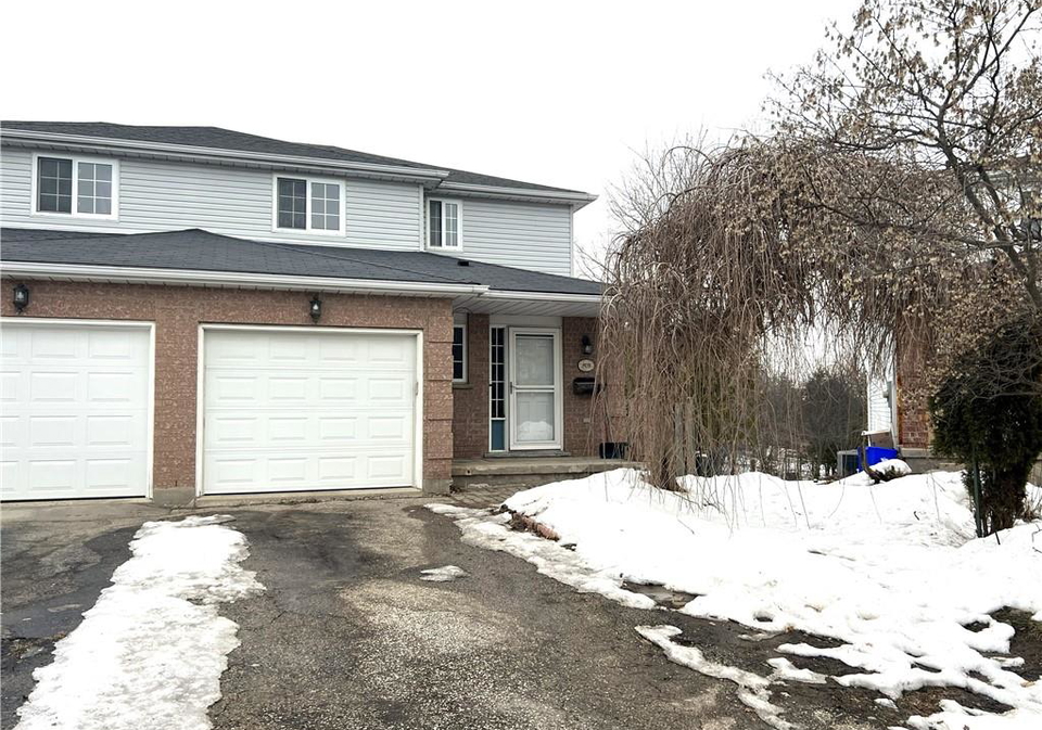 192-northampton-crescent-waterloo-ontario-40810405