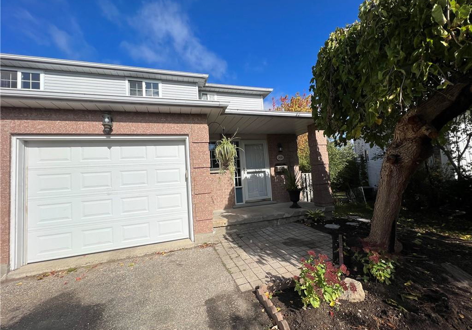 192-northampton-crescent-waterloo-ontario-40810405