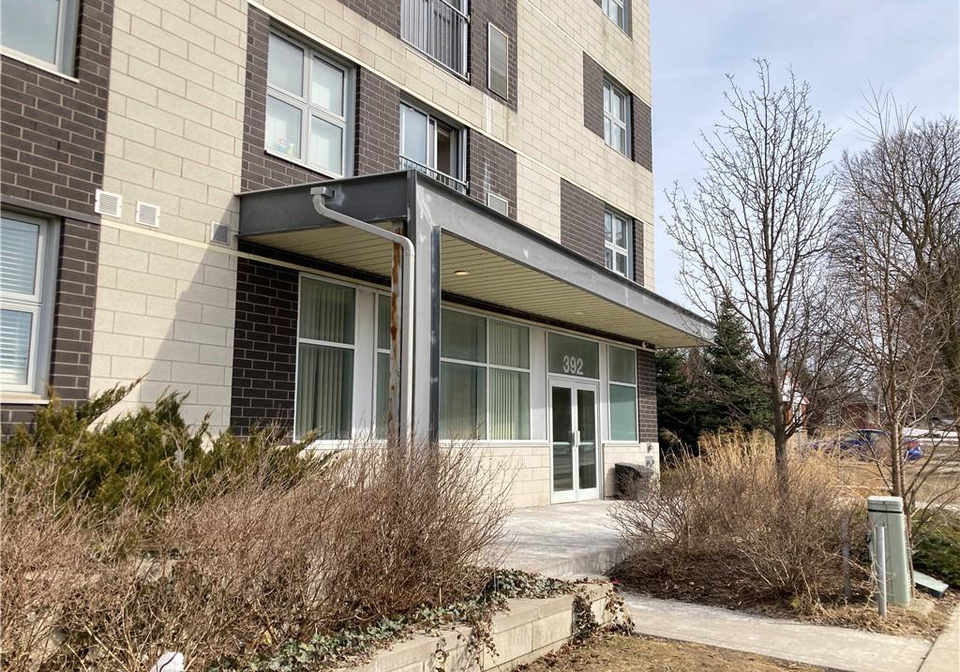 392-albert-street-waterloo-ontario-40810501