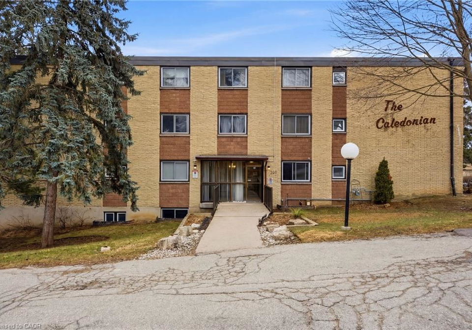944-caledonian-view-cambridge-ontario-40810520