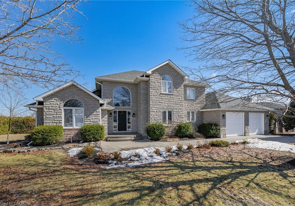 1-brown-avenue-cambridge-ontario-40810546