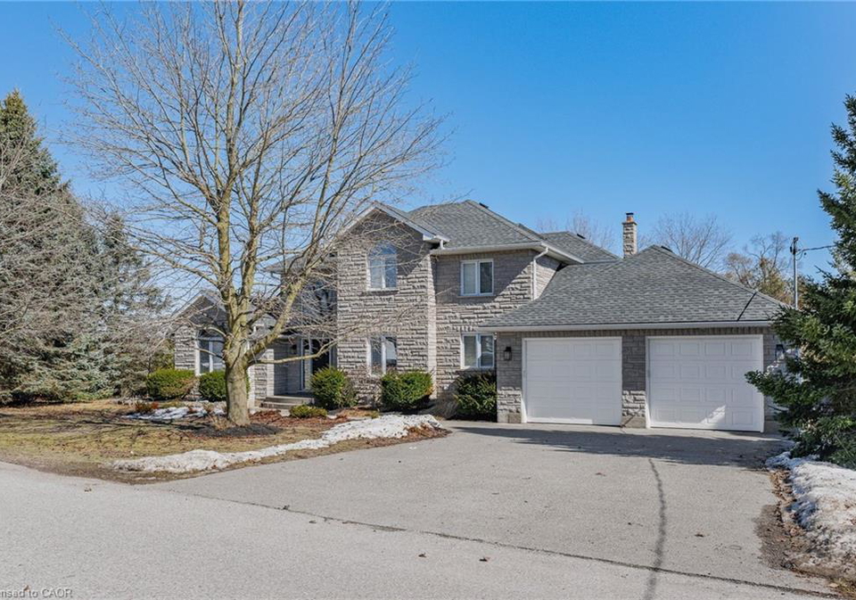 1-brown-avenue-cambridge-ontario-40810546