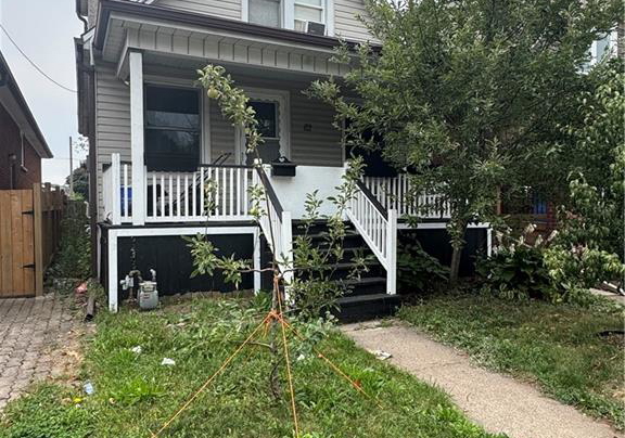82-cambridge-avenue-hamilton-ontario-40810560