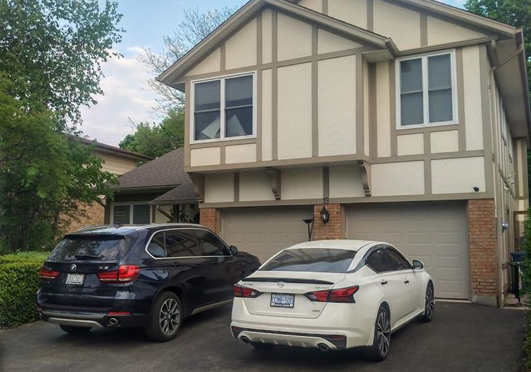 19-hands-lower-unit-drive-guelph-ontario-40810660