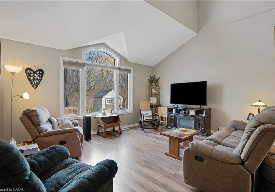 214-snyders-road-e-baden-ontario-40810662