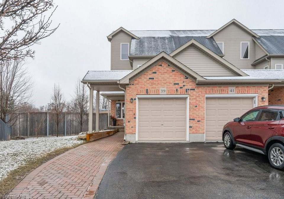 39-brookfield-crescent-kitchener-ontario-40810703