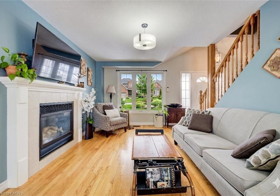 10-clarke-street-elora-ontario-40810736